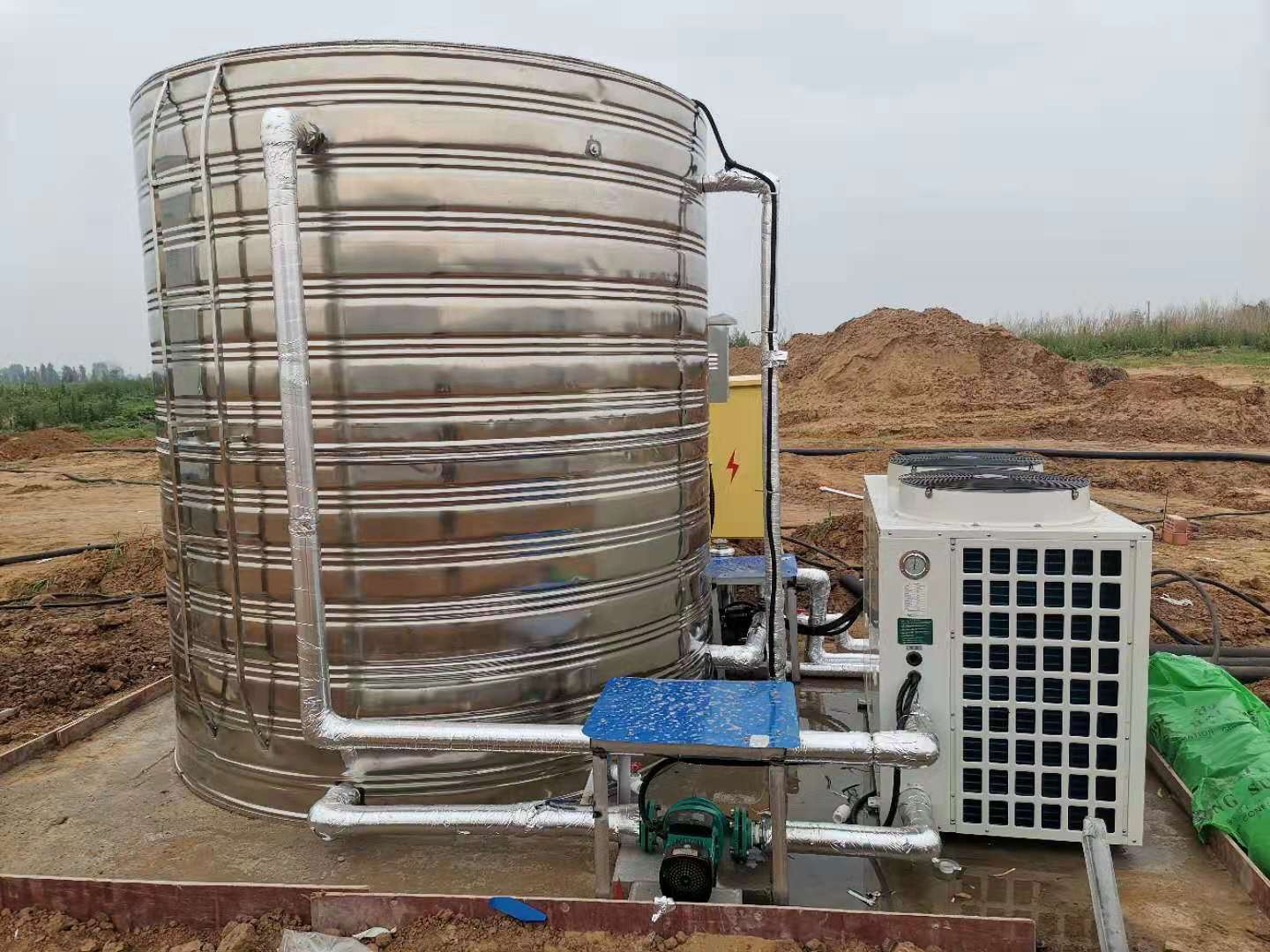 中冶建設(shè)鄭州財(cái)經(jīng)大學(xué)項(xiàng)目部(福威斯空氣能熱水器)