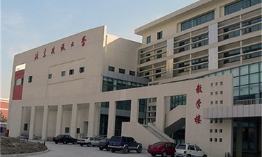 福澤萬(wàn)千學(xué)子,碧淶學(xué)校空氣源熱水機(jī)成校園熱水新選擇